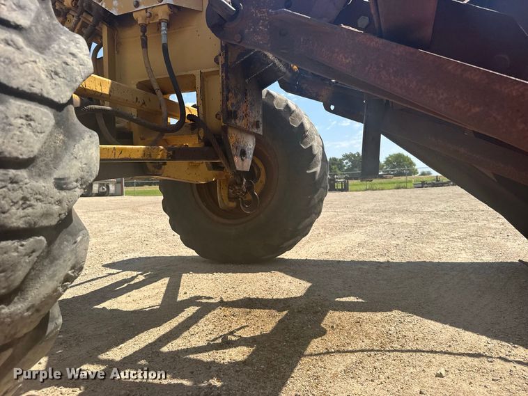 image for item DY3202 1990 Caterpillar 120G motor grader