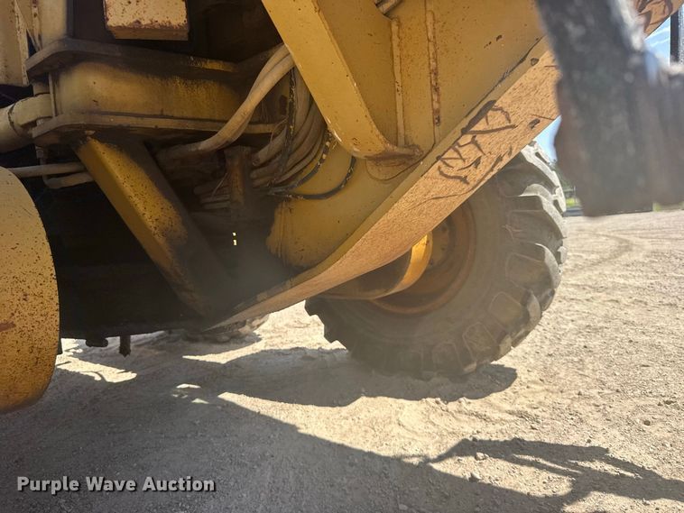 image for item DY3202 1990 Caterpillar 120G motor grader