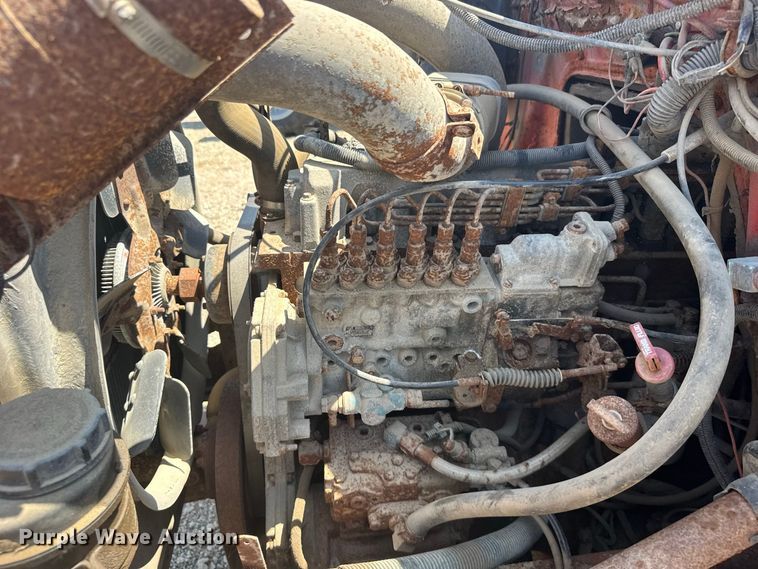 image for item DY3203 1997 International F4900 dump truck