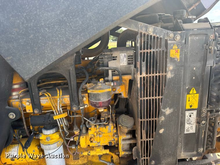 image for item DY3204 New Holland TS100 tractor