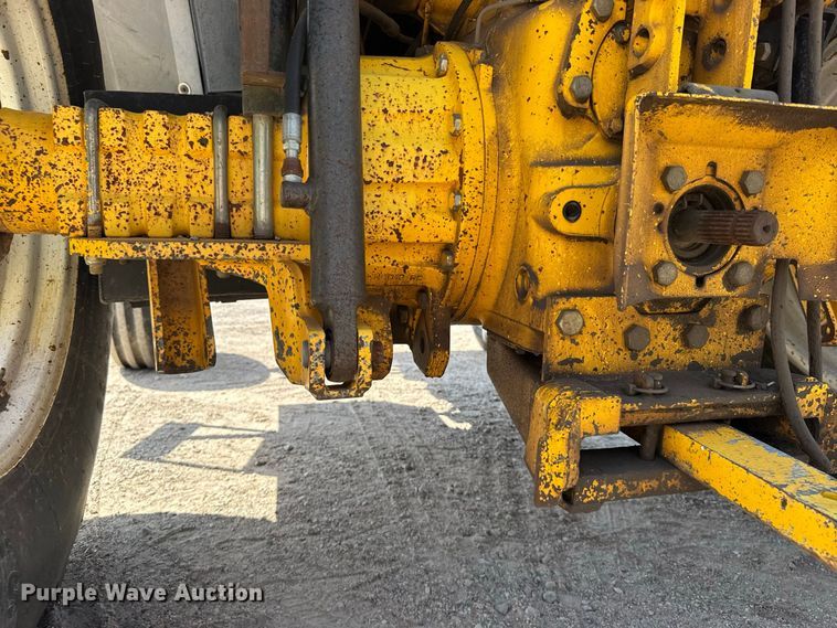 image for item DY3204 New Holland TS100 tractor