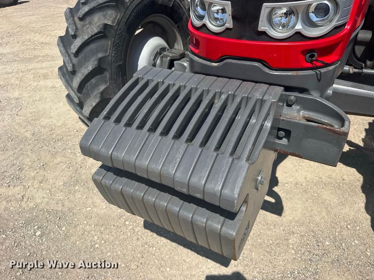 image for item DY3205 2013 Massey Ferguson 6615 MFWD tractor