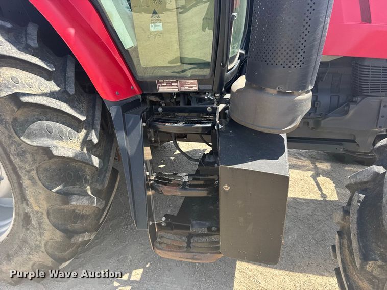 image for item DY3205 2013 Massey Ferguson 6615 MFWD tractor