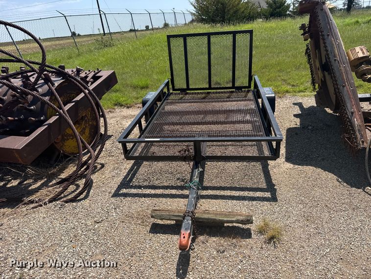 image for item DY3207 Utility trailer