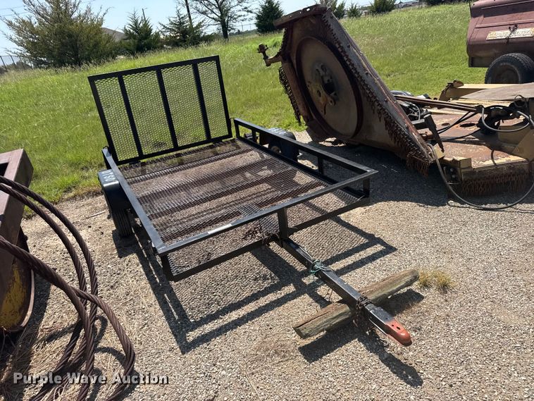 image for item DY3207 Utility trailer