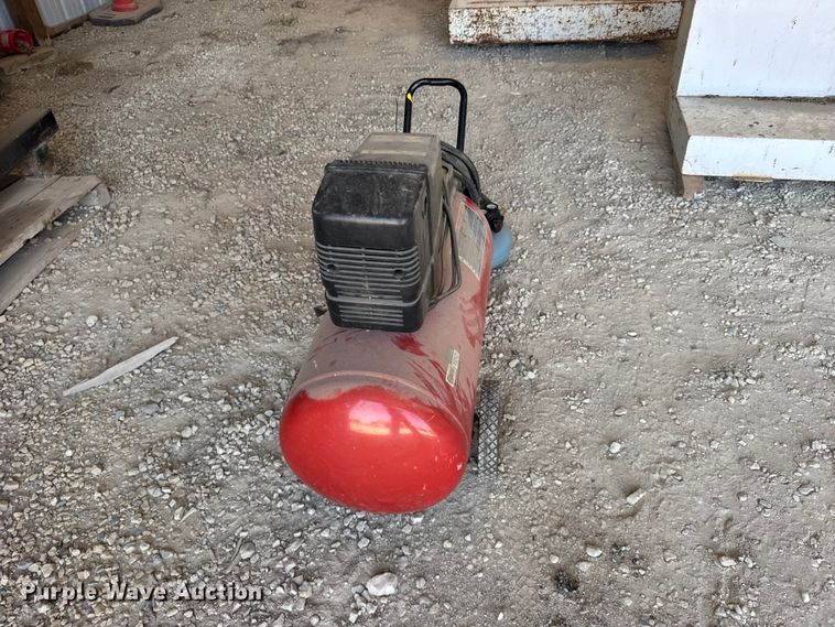 image for item DY3209 (2) air compressors