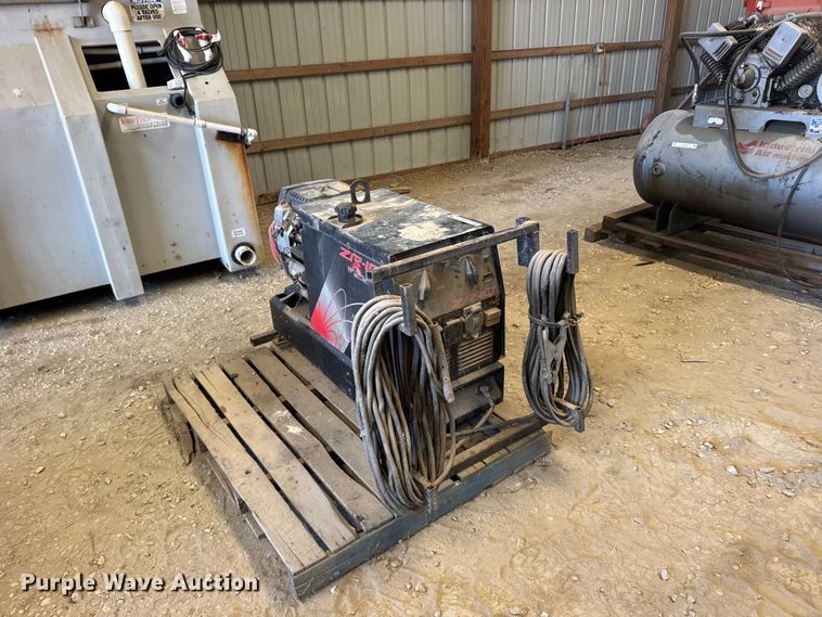 image for item DY3211 Red-D-Arc ZE-10 welder/generator