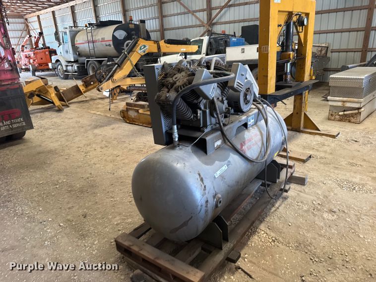 image for item DY3212 Industrial Air Machine air compressor