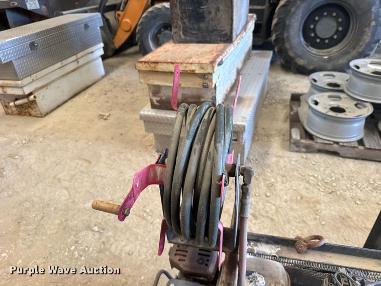 image for item DY3215 Air compressor