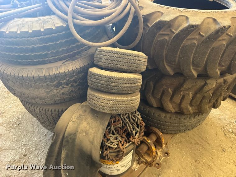 image for item DY3219 Tires and wheels