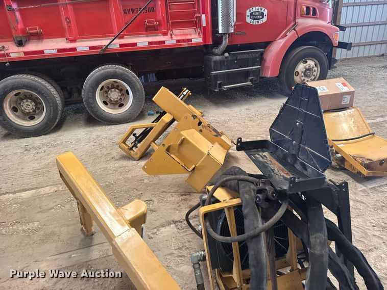 image for item DY3220 Diamond Mowers side boom rotary mower