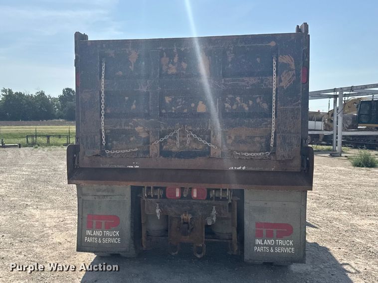 image for item DY3221 2000 Mack CH613 dump truck