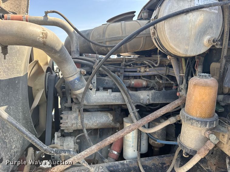 image for item DY3221 2000 Mack CH613 dump truck