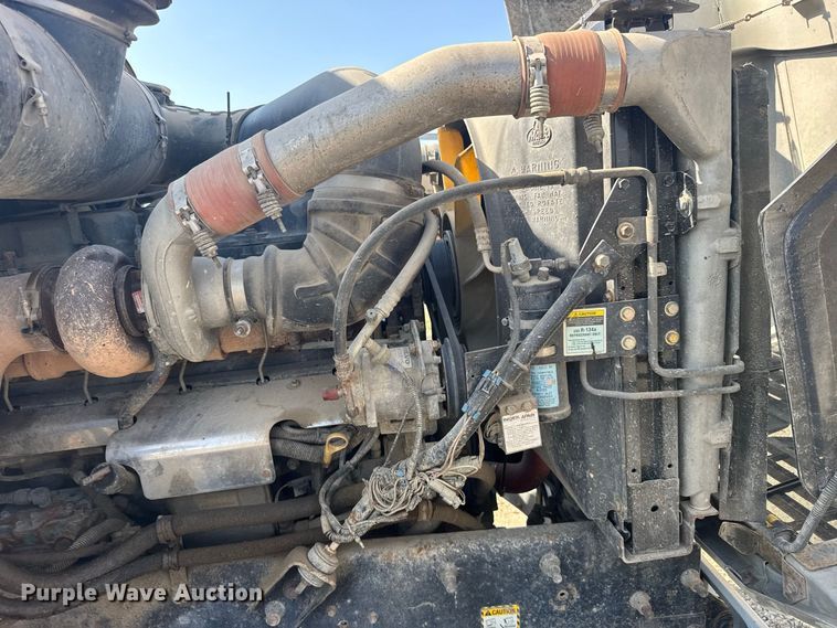image for item DY3221 2000 Mack CH613 dump truck