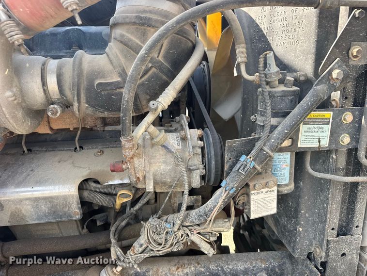 image for item DY3221 2000 Mack CH613 dump truck