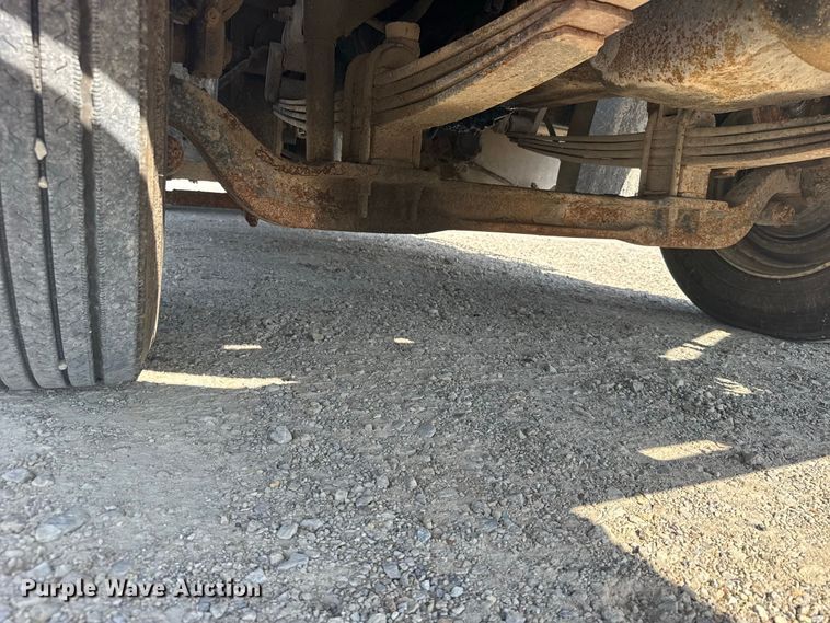 image for item DY3221 2000 Mack CH613 dump truck