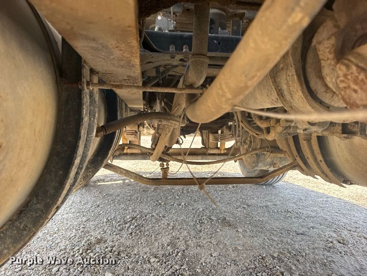 image for item DY3221 2000 Mack CH613 dump truck