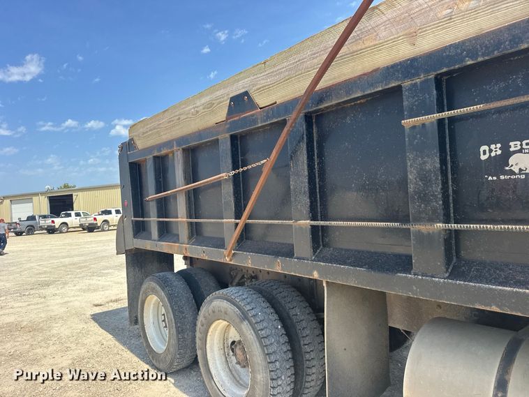 image for item DY3222 1998 Mack CH613 dump truck