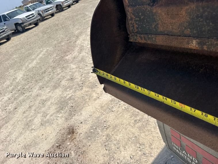 image for item DY3222 1998 Mack CH613 dump truck