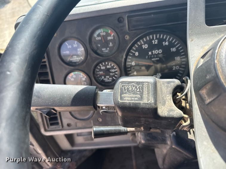 image for item DY3222 1998 Mack CH613 dump truck