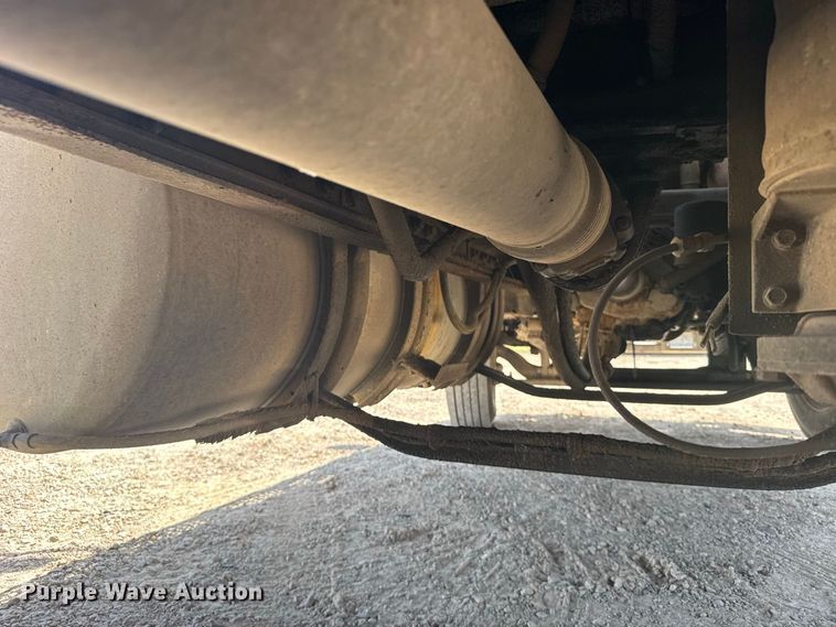 image for item DY3222 1998 Mack CH613 dump truck