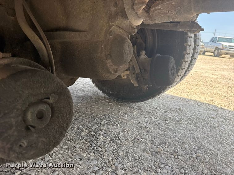 image for item DY3222 1998 Mack CH613 dump truck