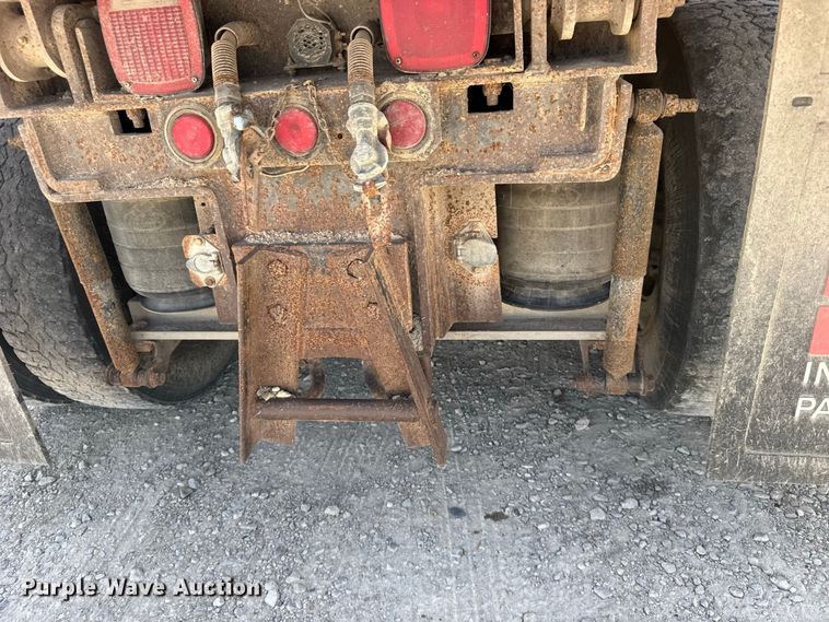 image for item DY3222 1998 Mack CH613 dump truck