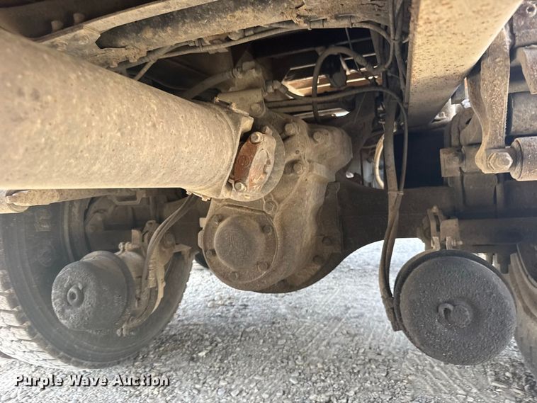 image for item DY3222 1998 Mack CH613 dump truck