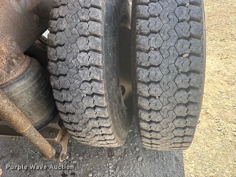 image for item DY3222 1998 Mack CH613 dump truck
