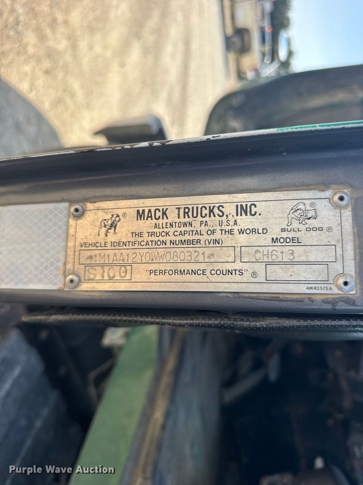 image for item DY3222 1998 Mack CH613 dump truck
