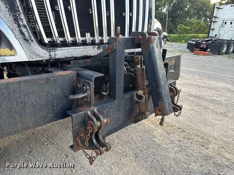 image for item DZ4535 2011 International WorkStar 7500 dump truck