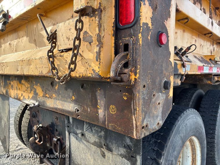image for item DZ4535 2011 International WorkStar 7500 dump truck