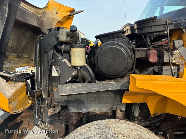 image for item DZ4535 2011 International WorkStar 7500 dump truck
