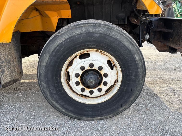 image for item DZ4535 2011 International WorkStar 7500 dump truck
