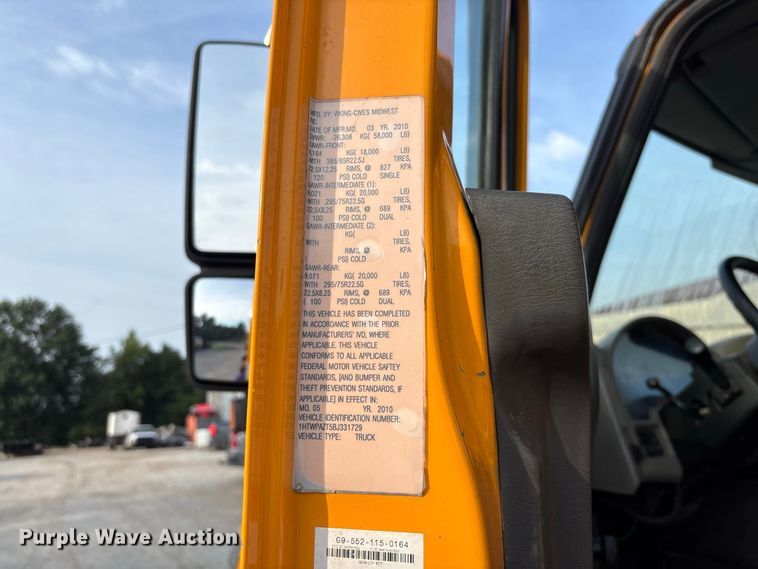image for item DZ4535 2011 International WorkStar 7500 dump truck