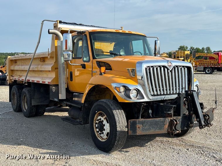 image for item DZ4536 2009 International WorkStar 7500 dump truck