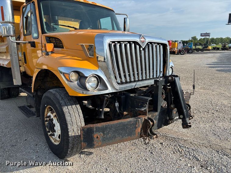 image for item DZ4536 2009 International WorkStar 7500 dump truck