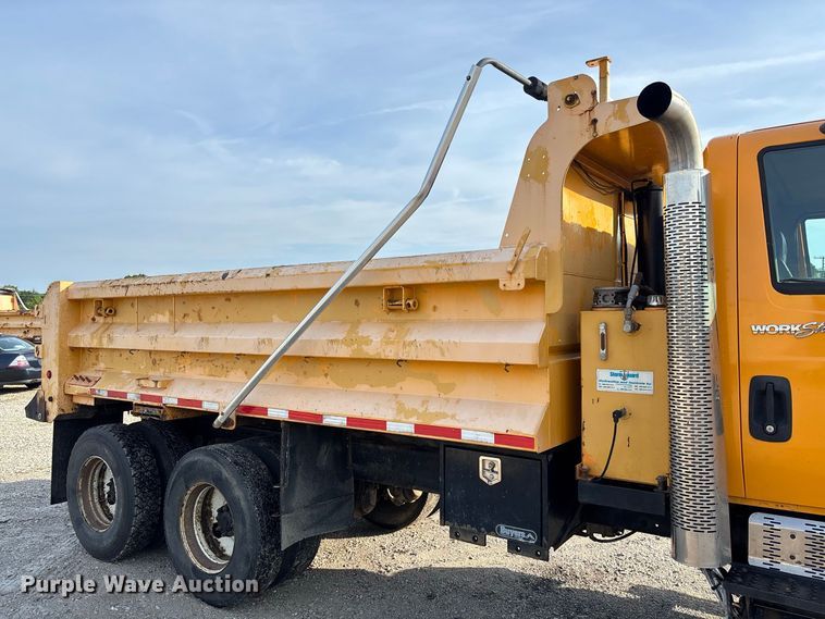 image for item DZ4536 2009 International WorkStar 7500 dump truck