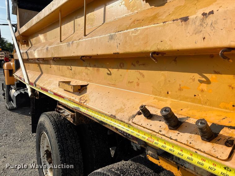 image for item DZ4536 2009 International WorkStar 7500 dump truck