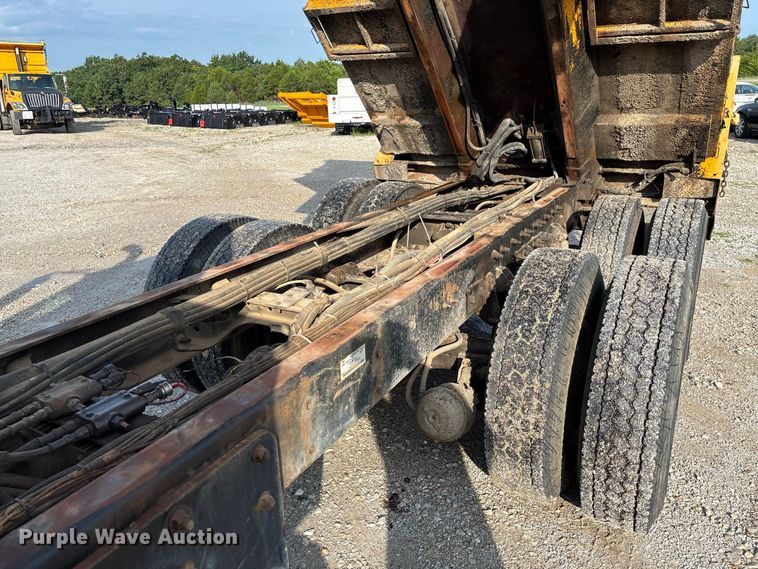 image for item DZ4536 2009 International WorkStar 7500 dump truck
