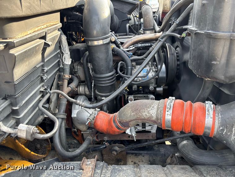 image for item DZ4536 2009 International WorkStar 7500 dump truck