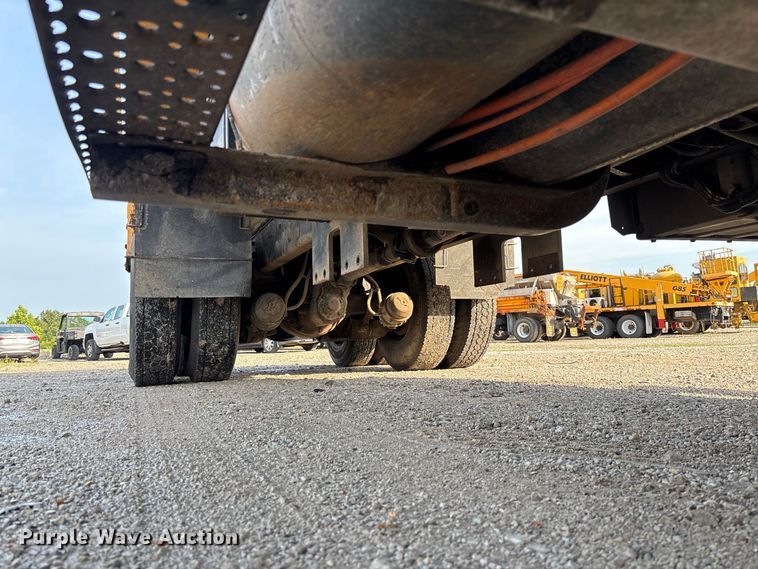 image for item DZ4536 2009 International WorkStar 7500 dump truck