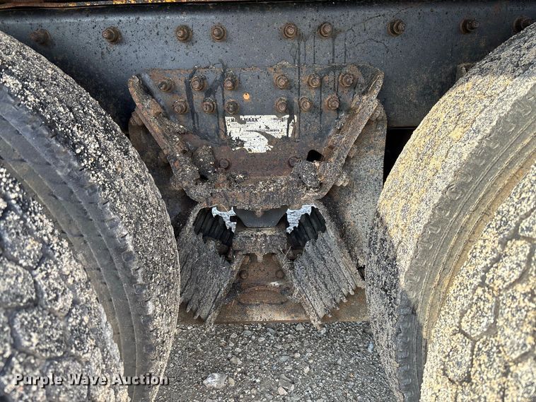 image for item DZ4536 2009 International WorkStar 7500 dump truck