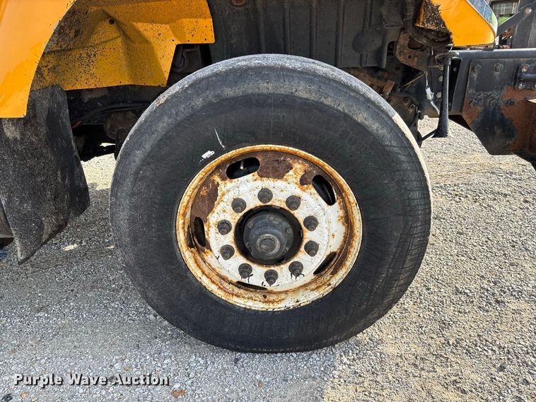 image for item DZ4536 2009 International WorkStar 7500 dump truck