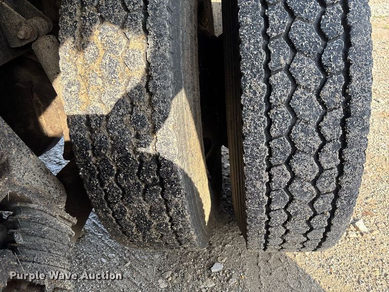 image for item DZ4536 2009 International WorkStar 7500 dump truck