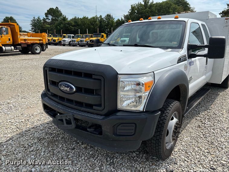 image for item DZ4537 2015 Ford F550 Super Duty Ext. Cab utility / service truck