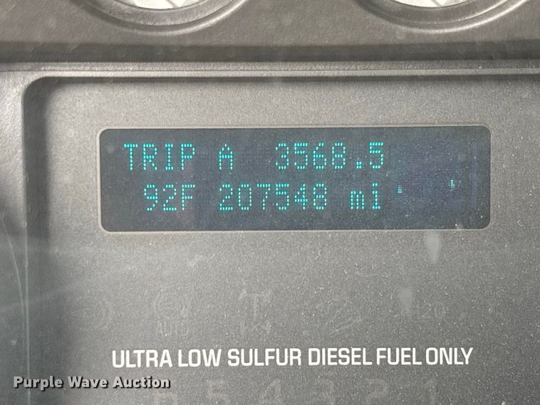 image for item DZ4537 2015 Ford F550 Super Duty Ext. Cab utility / service truck