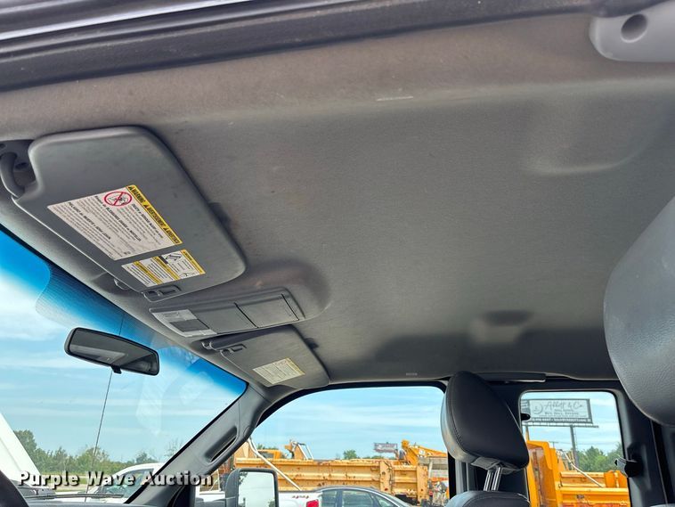 image for item DZ4537 2015 Ford F550 Super Duty Ext. Cab utility / service truck