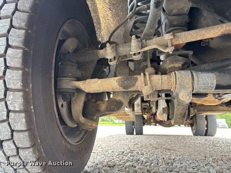 image for item DZ4537 2015 Ford F550 Super Duty Ext. Cab utility / service truck
