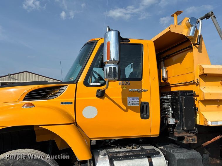 image for item DZ4538 2011 International WorkStar 7500 dump truck
